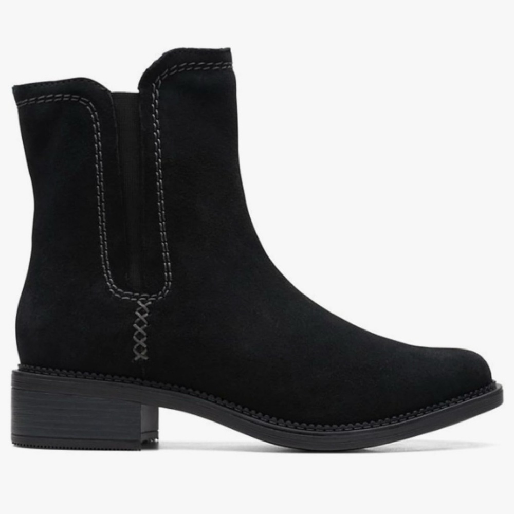 CLARKS Black Chelsea Ankle Boots 7 - Picture 2 of 11